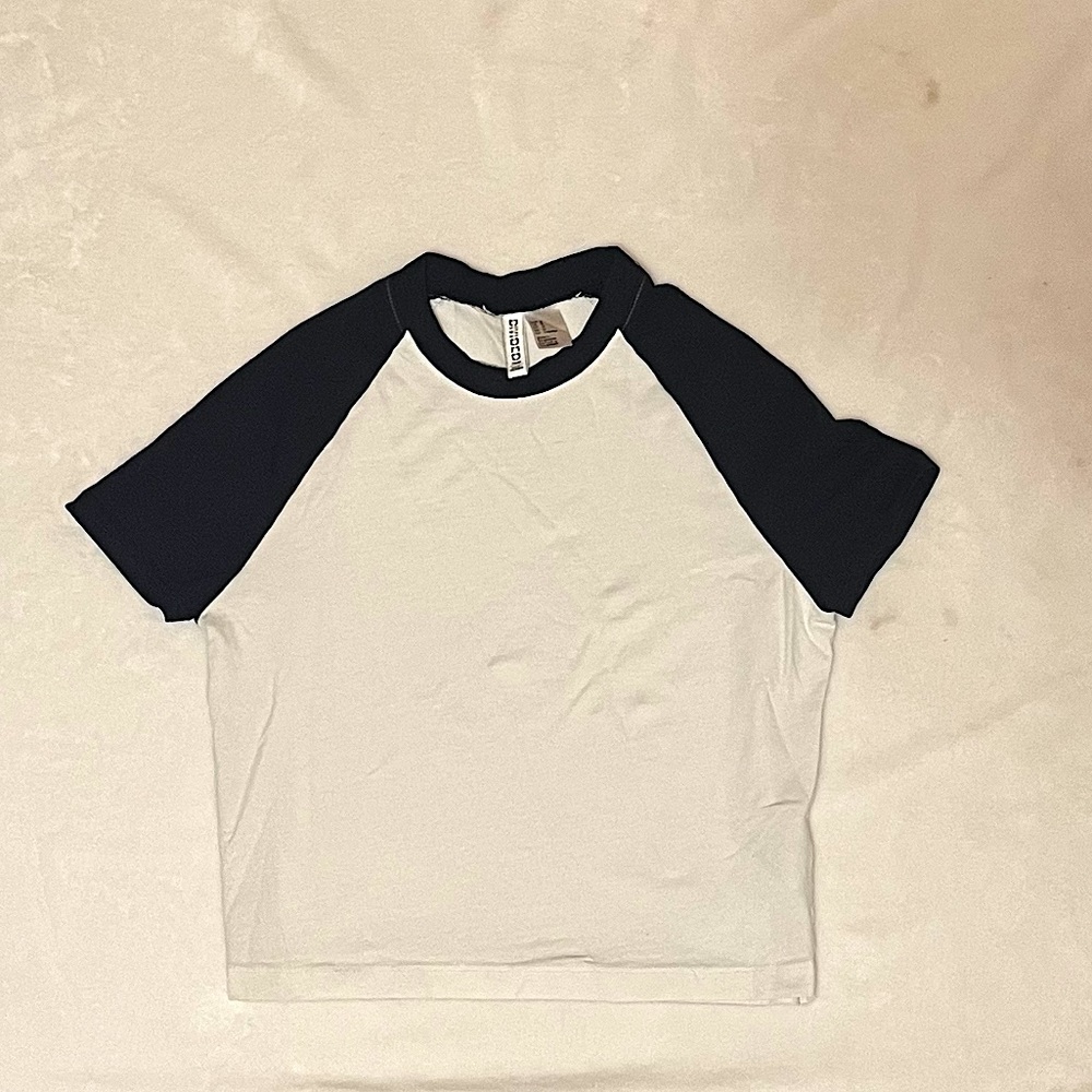 Crop top/baby tee
